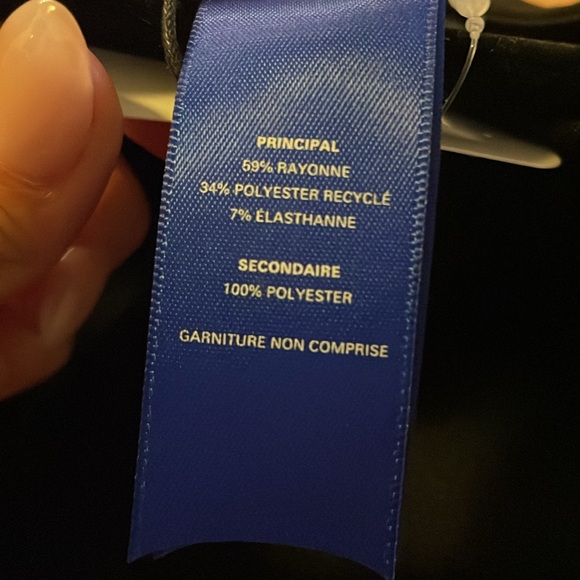 NWT Kit and Ace Serenity Holiday Dress in Black - Picture 7 of 7